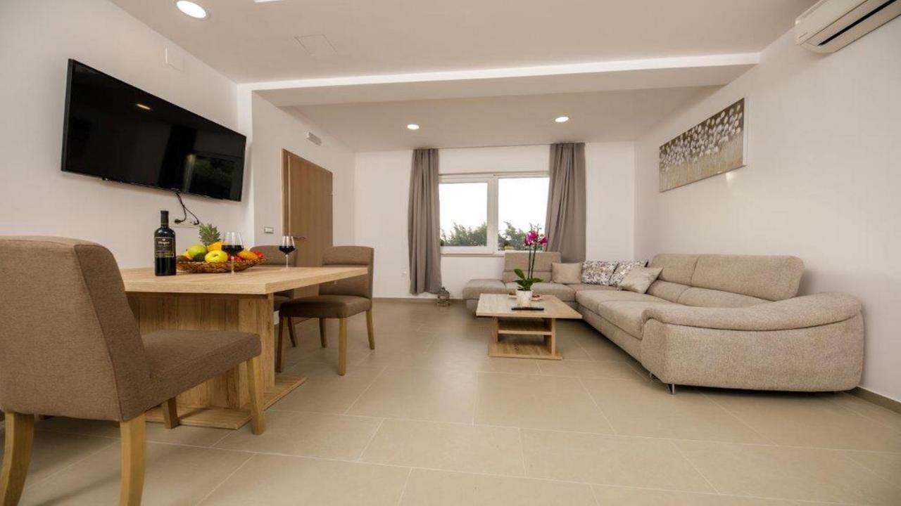 Apartments Mi&Ni Cavtat Luaran gambar