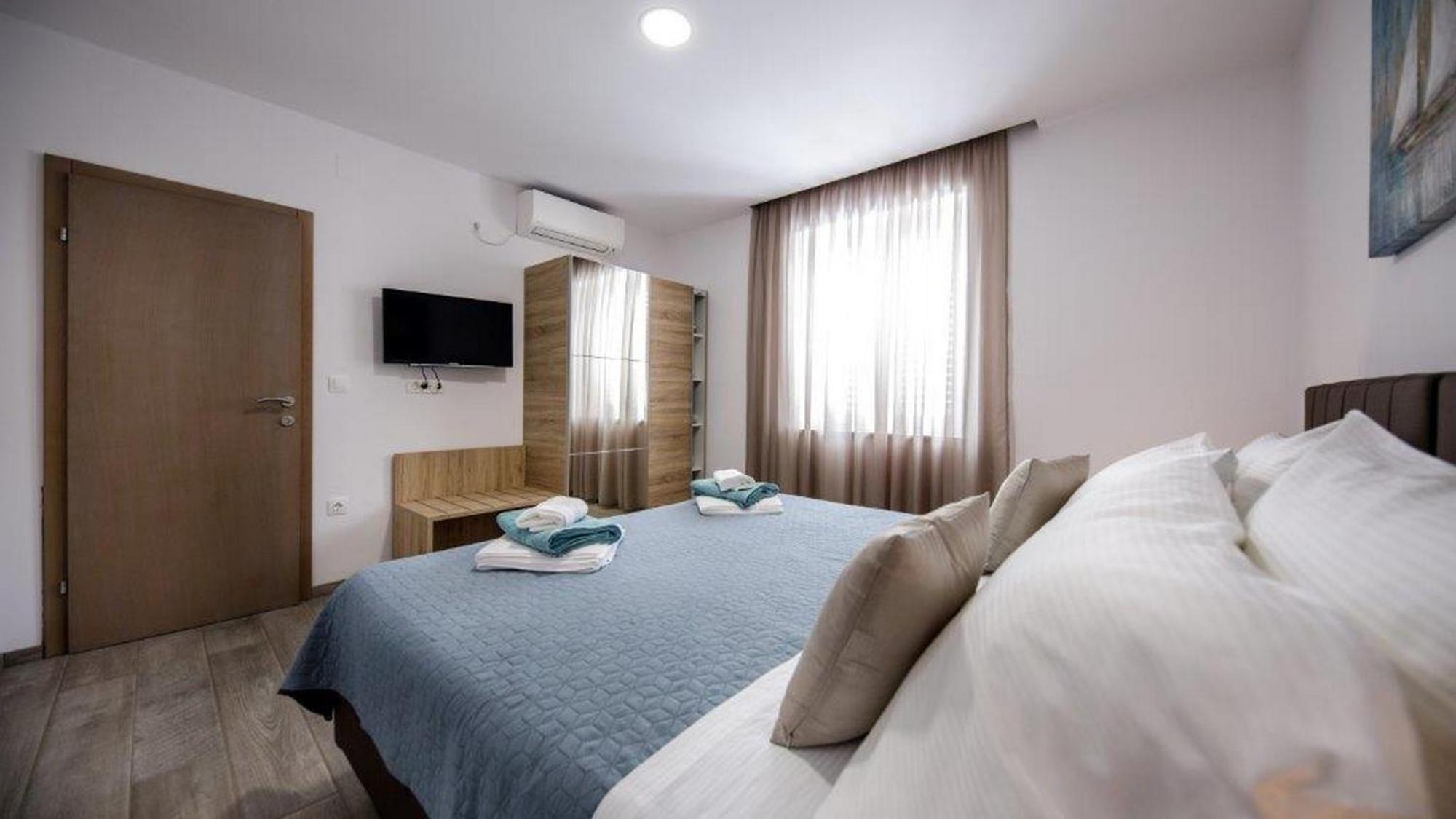 Apartments Mi&Ni Cavtat Bilik gambar