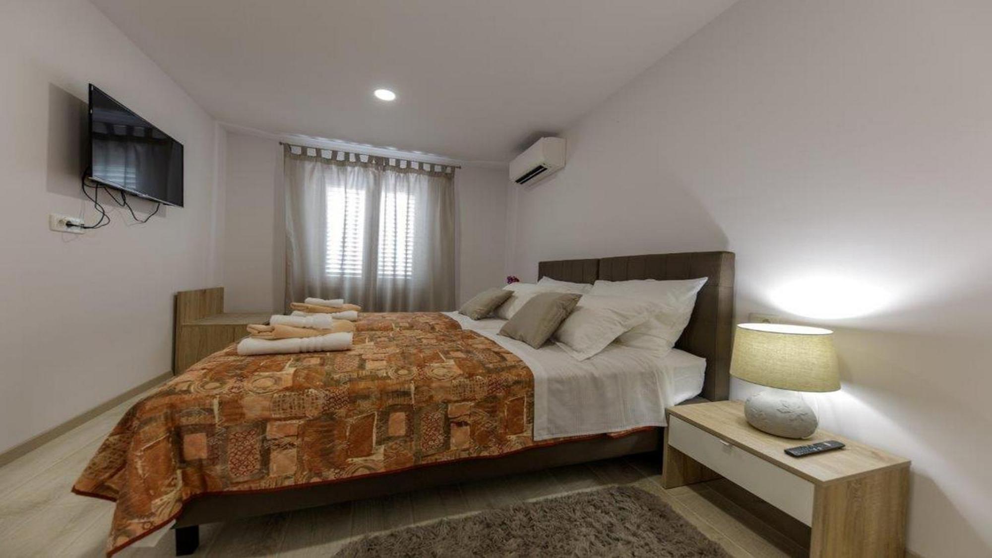 Apartments Mi&Ni Cavtat Bilik gambar